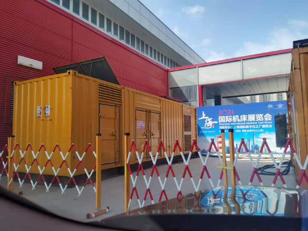 二道江发电车出租-发电机无电压或电压太低怎么办？