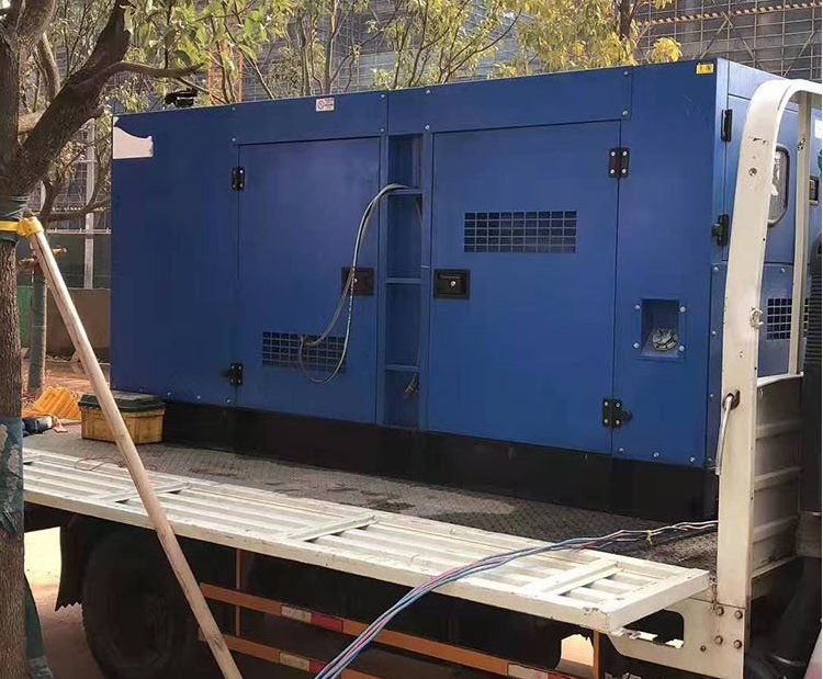 二道江柴油发电机组空气滤清器多久更换一次？