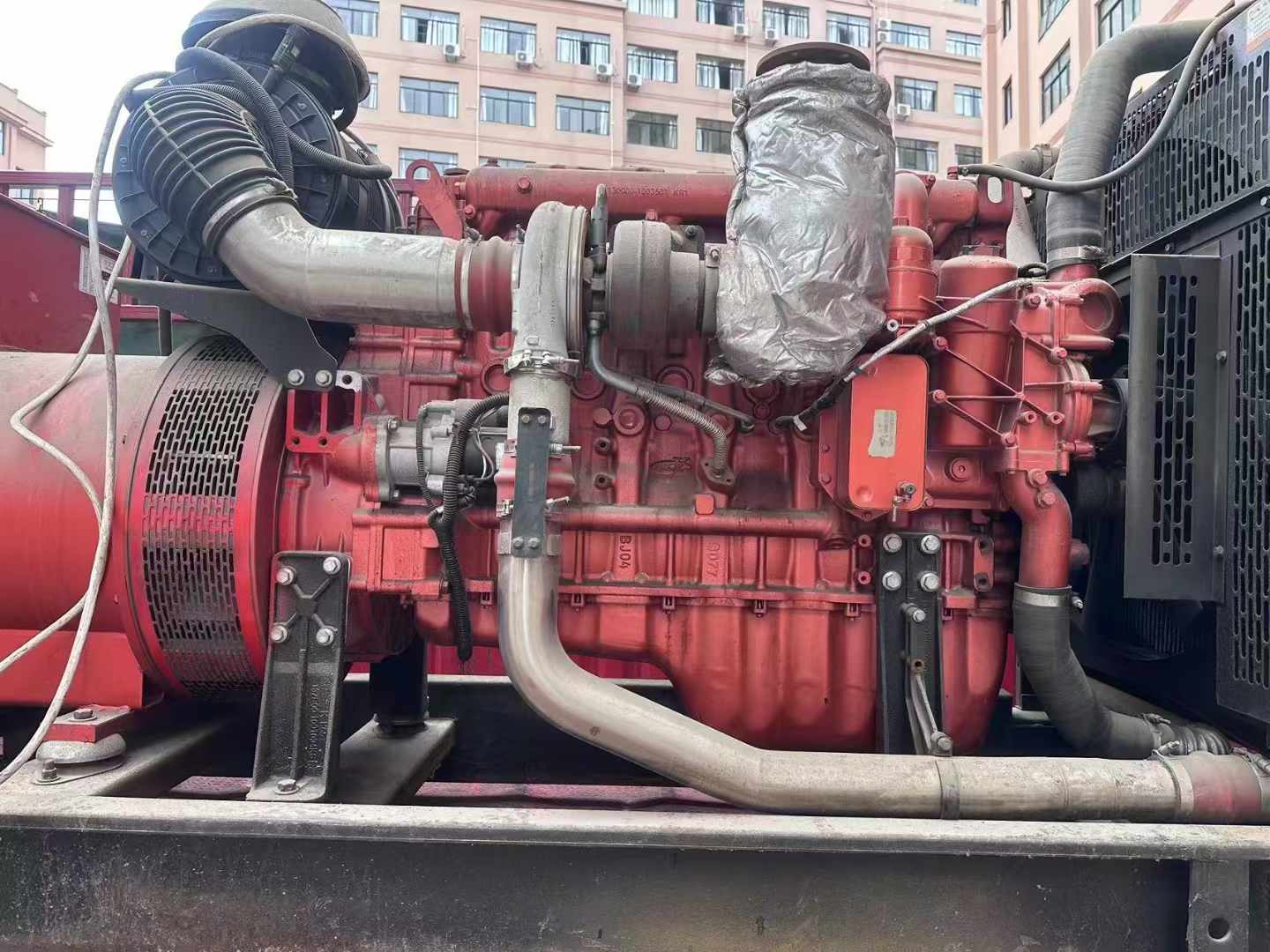 二道江如何选择适合 600kW 柴油发电机组的过载保护器？
