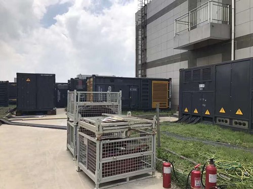 二道江除了定期检查，还有哪些方法可以及时发现接触式转速表探头的磨损？